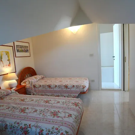 Lignano Pineta Penthouse Apartment *