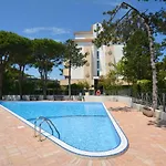 Lignano Pineta Penthouse Apartmán *